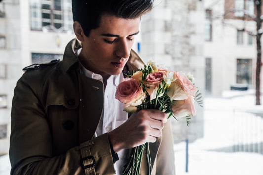 Navigating the Virtual Dating Scene: A Guide to Etiquette and Success